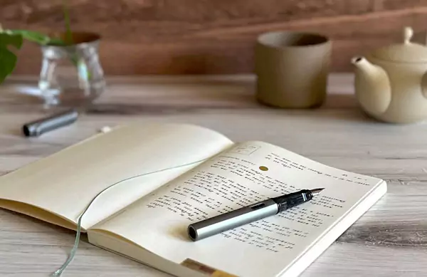 داستان کوتاه چندخطی؛ مجموعه چهارم